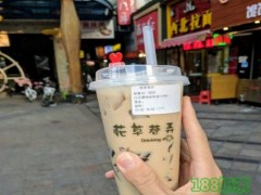 花草巷弄加盟的費(fèi)用是多少？花草巷弄加盟賺錢(qián)嗎？