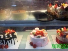 向陽坊烘焙名店加盟怎么樣？加盟費(fèi)貴不貴？