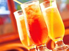 開(kāi)一家飲品店一年可以爭(zhēng)多少錢(qián)？哪個(gè)品牌加盟更好？