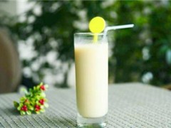 中小型投資項(xiàng)目哪個(gè)好？奶茶行業(yè)怎么樣？
