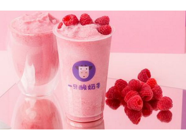 奶茶加盟網(wǎng)有專家對教授奶茶技術(shù)！
