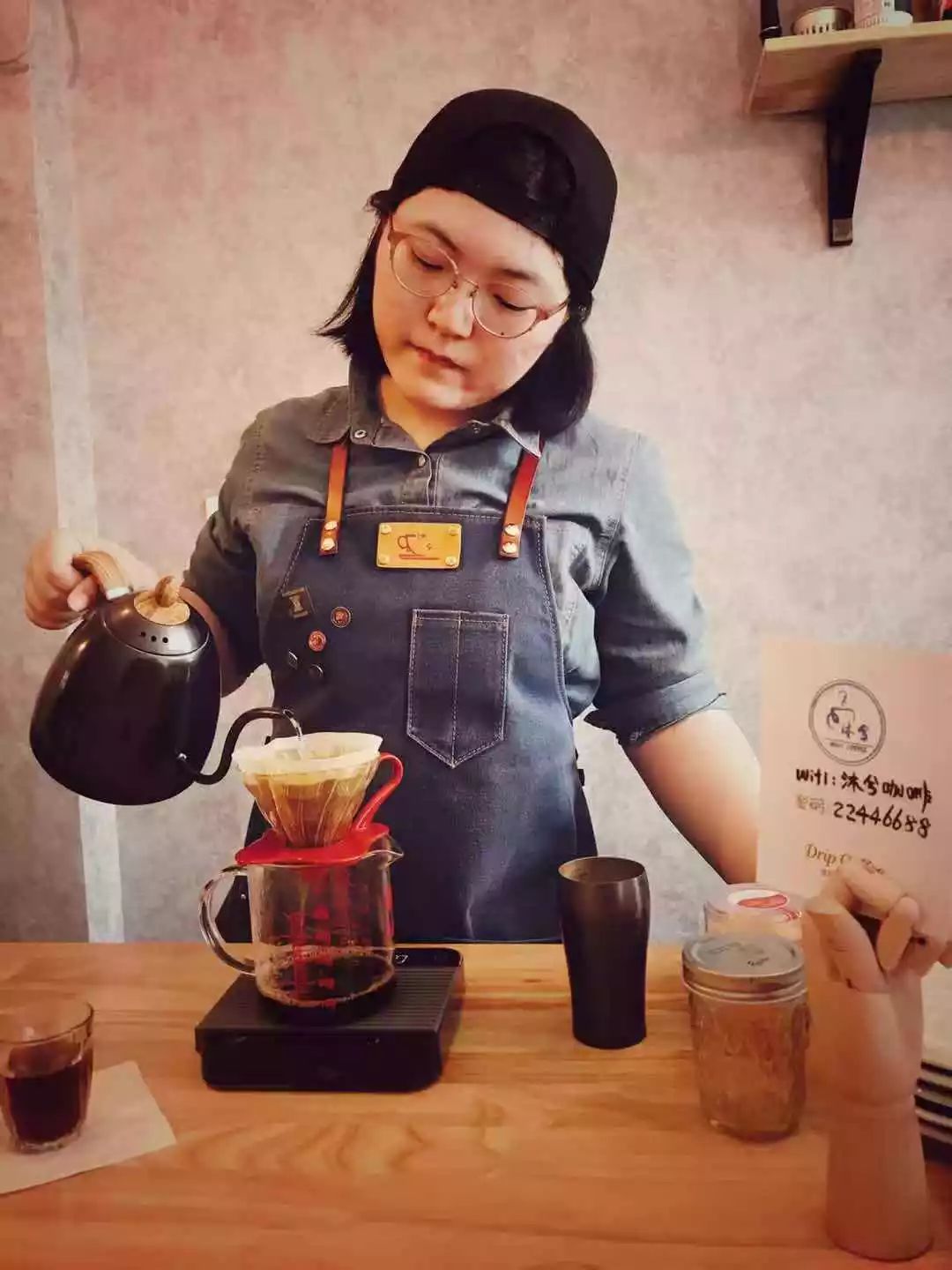 https://image.ipaiban.com/upload-ueditor-image-20191010-1570693468070057614.jpg