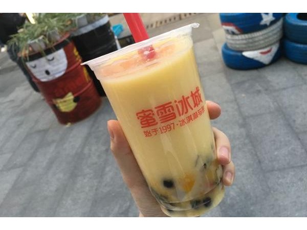 蜜雪冰城加盟費(fèi)萬(wàn)元，開(kāi)店投資貴嗎