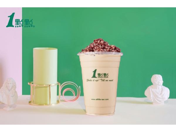 一點(diǎn)點(diǎn)奶茶加盟費(fèi)多少？官網(wǎng)投資數(shù)據(jù)公布