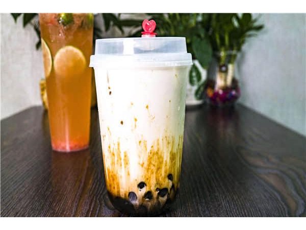 逅座十二茶店加盟需要多少，這預(yù)算擊中百萬人的心