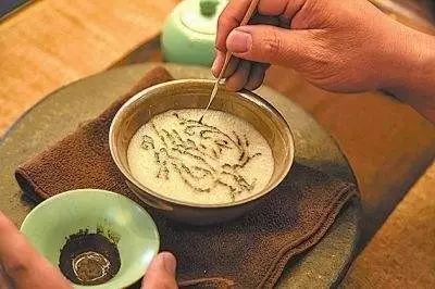 在茶飲上拉花、雕花   宋朝人就會了