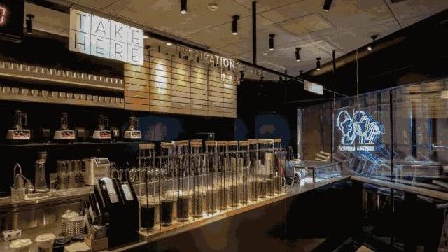 喜茶、奈雪組團去成都 西南飲品市場或?qū)⒂瓉硇绿魬?zhàn)