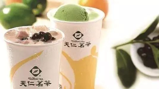 僅 間茶飲門店卻在香港上市，其背后的邏輯是什么？