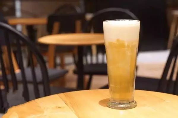 觀察：在二三線城市自創(chuàng)茶飲品牌，做火的機(jī)會有多大？