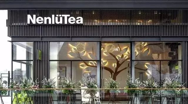 嫩綠茶用加盟進(jìn)行全國布局：這個(gè)新茶飲的“老品牌”能hold住二線市場(chǎng)嗎？