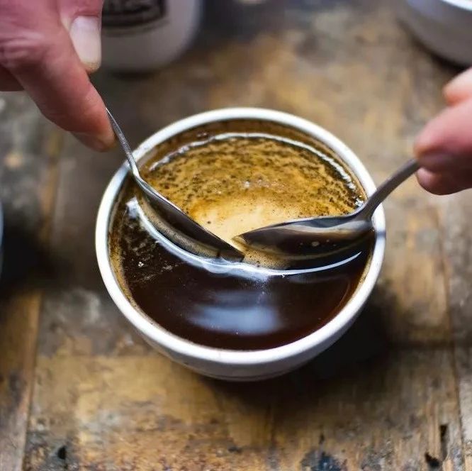 解讀SCAA杯測表 | 如何進(jìn)行咖啡品質(zhì)評(píng)鑒Coffee Cupping？