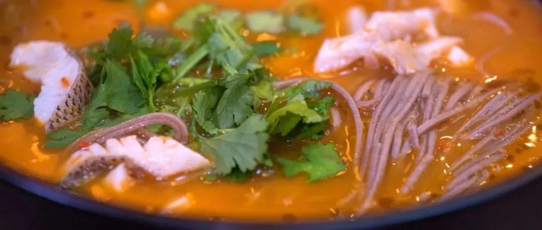 詹姆士的廚房 | 蕎麥面怎么吃？當(dāng)然是配上魚湯和番茄啦