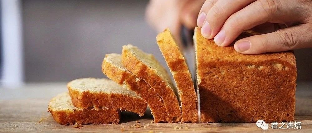 簡單又香氣撲鼻的香蕉蛋糕！ | 視頻+圖文