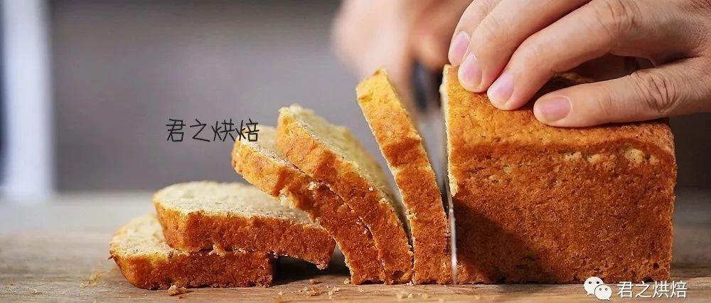 簡(jiǎn)單又好吃的蛋糕？必須是香蕉蛋糕呀！